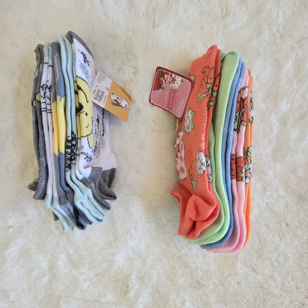 Bundle Winnie The Pooh 5-Pack& Strawberry Shortcake Socks 5-Pack Size 9-11
